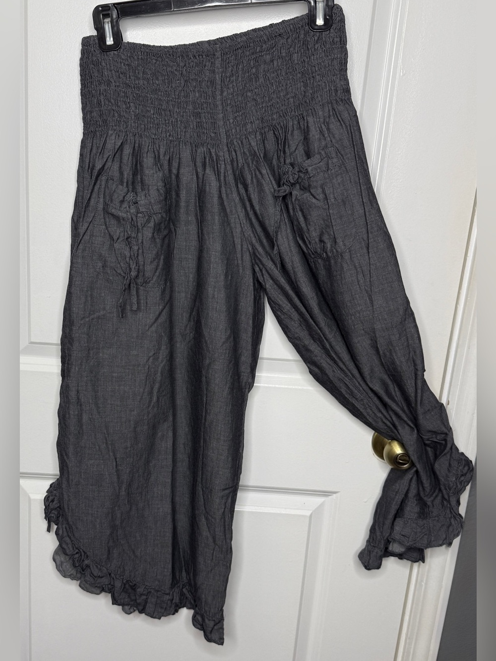 Celina Genie Harem Gaucho Culottes Ruched Ties on Side of Legs Ruffled Hems |GUC - Picture 2 of 11